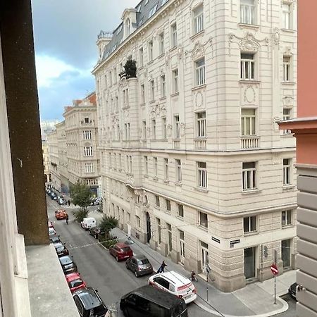 Mariahilfer Street Apartment 비엔나 외부 사진